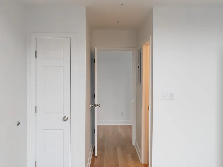 747 S 5th St #21 — Photo 7