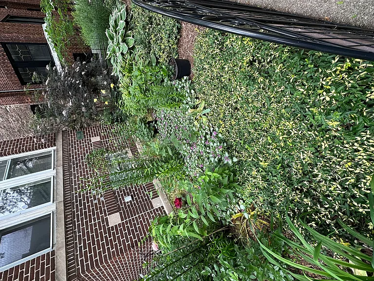1432 W Jonquil Ter #3 — Photo 31
