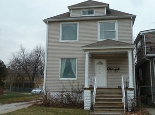 226 S 12th Ave #2, Maywood, IL 60153