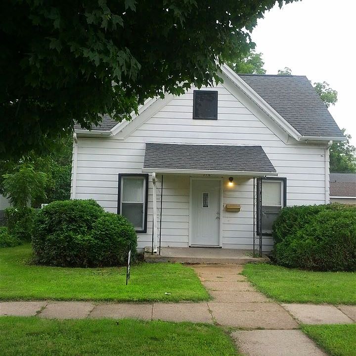 2nd image of 316 Walnut St