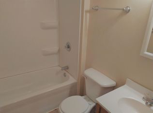 207 Forest Ave, Waterloo, IA 50702