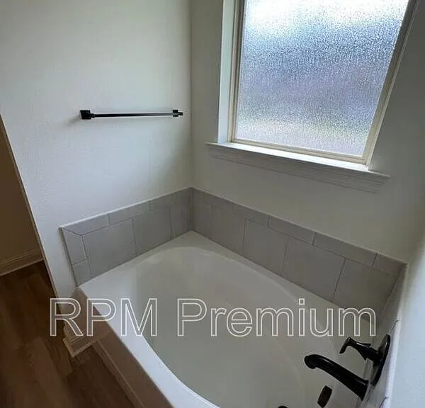 7108 Kenilworth Crossing Ave — Photo 19