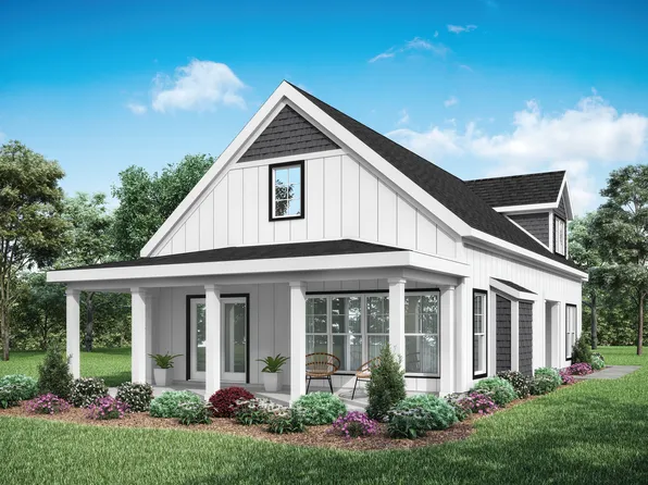 2471 Chateau Dr, Port Clinton, OH 43452