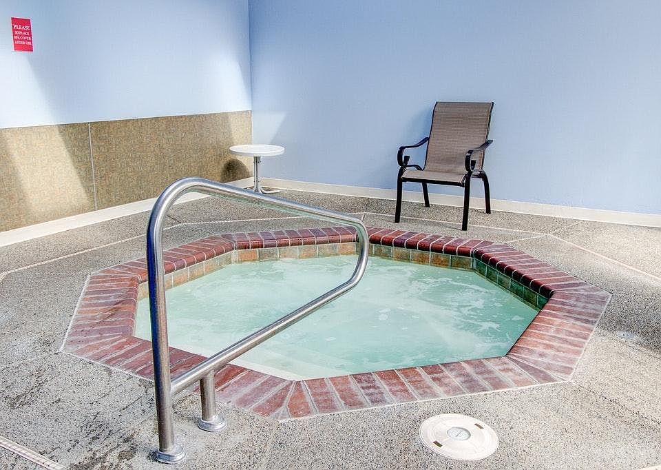 Jacuzzi