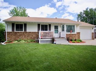 307 Cedar Ln, West Fargo, ND 58078