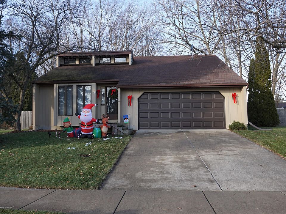 1st image of 1126 Alexandria Dr