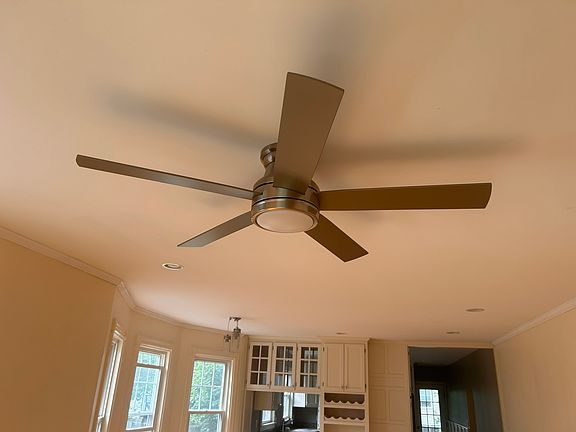 Ceiling fan in living room / dining room.