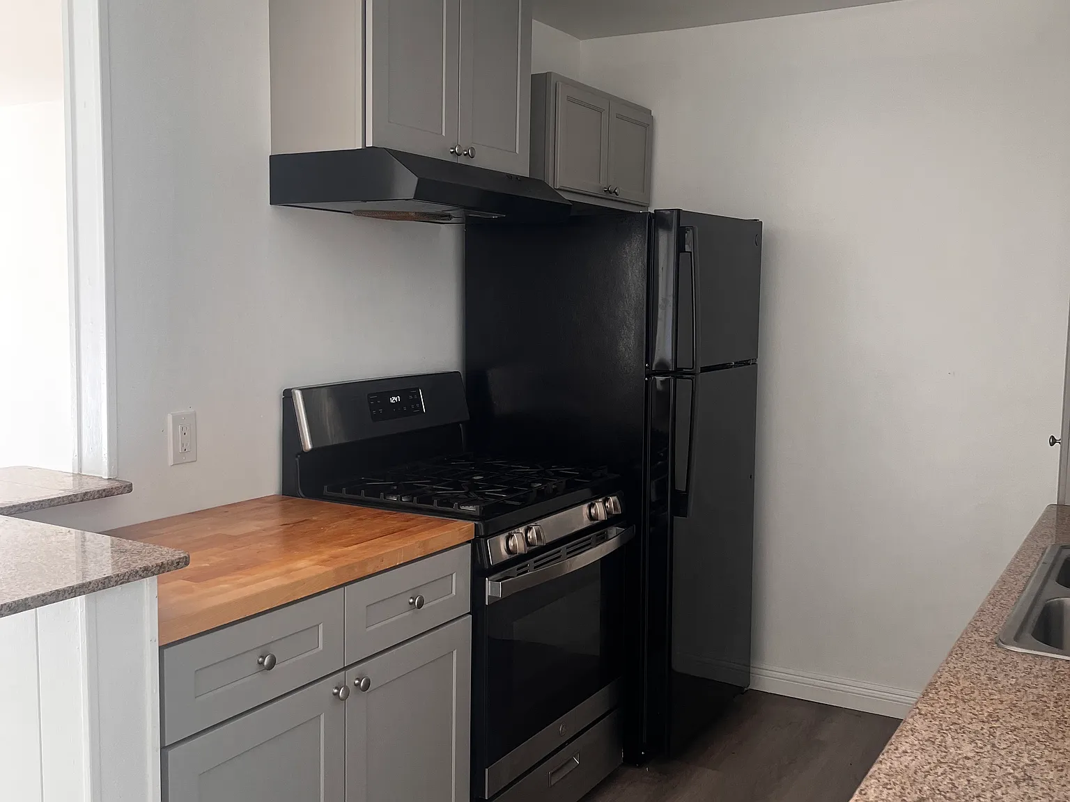 1 bed, $2,075 — Photo 2