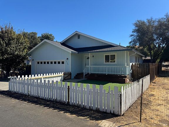 3rd image of 3158 14th Street