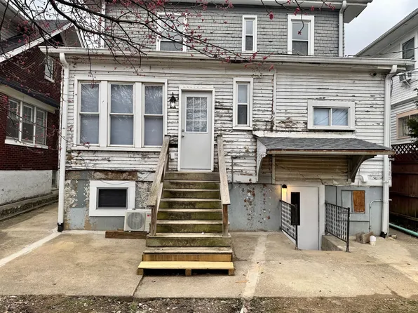 4725 Southern Pkwy APT 1, Louisville, KY 40214