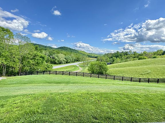 3rd image of 9655 N Us Highway 127