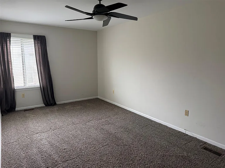 50431 Bay Run S — Photo 6