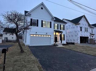 717 207th St, Pasadena, MD 21122