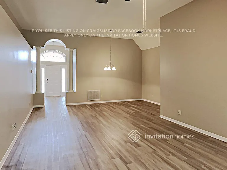 9320 Black Thorn Loop — Photo 4