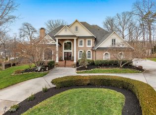 9001 Grey Pointe Dr, Knoxville, TN 37922