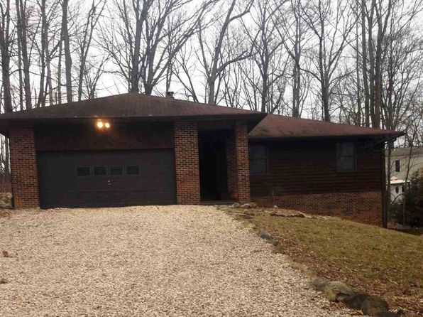 765 Flower Dr