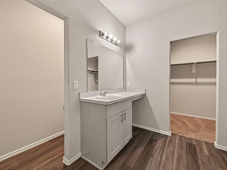 10411 Meadow Saffron Dr — Photo 27