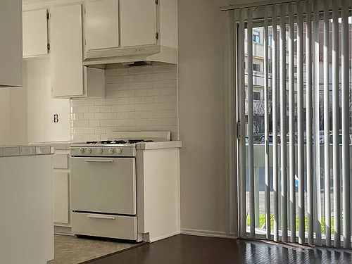 Floor plan 2 Bedroom - 2 Bathroom
