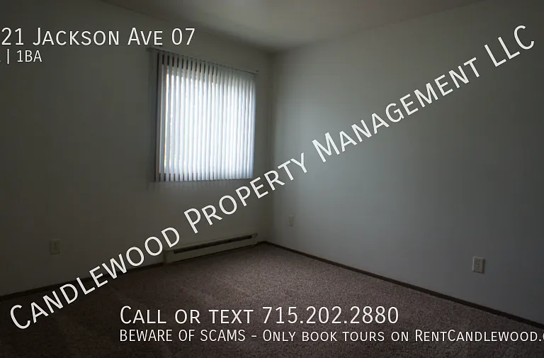 3521 Jackson Ave #7 — Photo 11