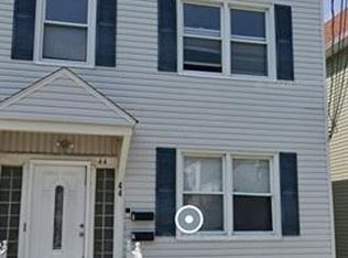 44 Washington Pkwy FLOOR 2, Bayonne, NJ 07002