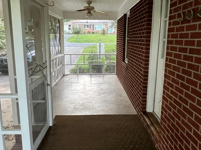 119 Beechwood Dr — Photo 10