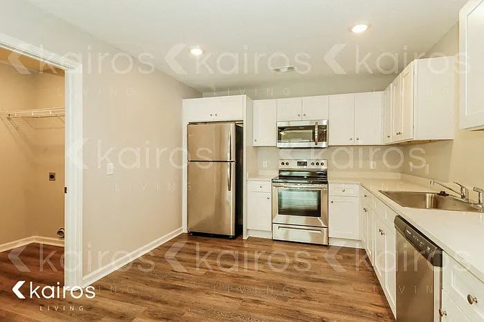 126 Cottage Grove Rd — Photo 9