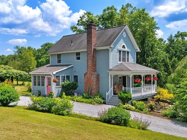 92 Baker St, Richmond, MA 01254