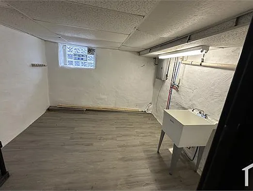 241 W Champlost St #1 — Photo 15