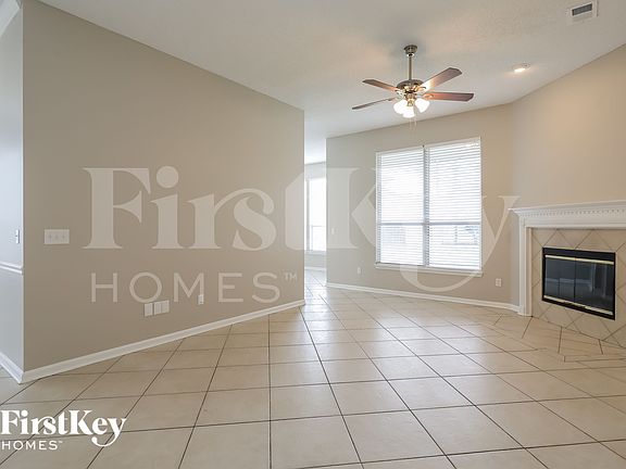 4th image of 5372 Chestnut Lake Dr