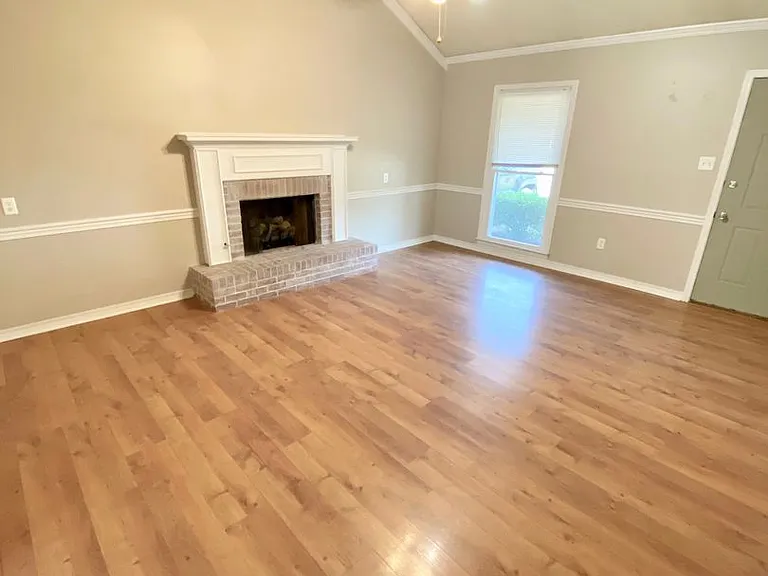 103 Fox Run Dr — Photo 4