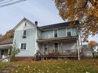 27 Phipps St, Franklin, PA 16323