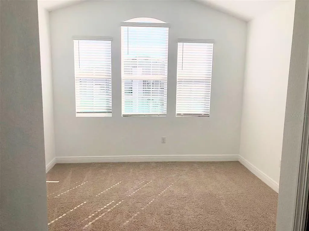 4 bed, 3.0 bath, 3044 sqft, $3,400 — Photo 4