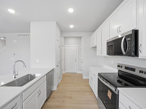 4th image of 4232 NE Timber Ln