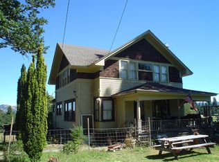 1265 Country Club Rd, Hood River, OR 97031