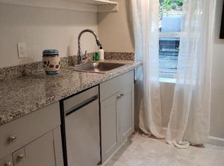 1601 James Ave, Redwood City, CA 94062