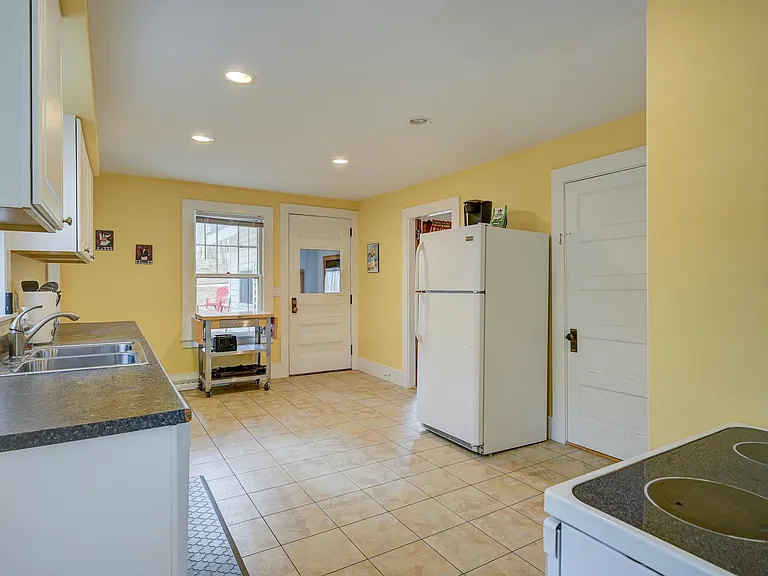 37 Cranmore Rd — Photo 16