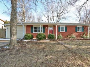 2516 Hill Top Ln, Cape Girardeau, MO 63701