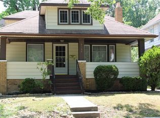 3956 Navahoe Rd, Cleveland Heights, OH 44121