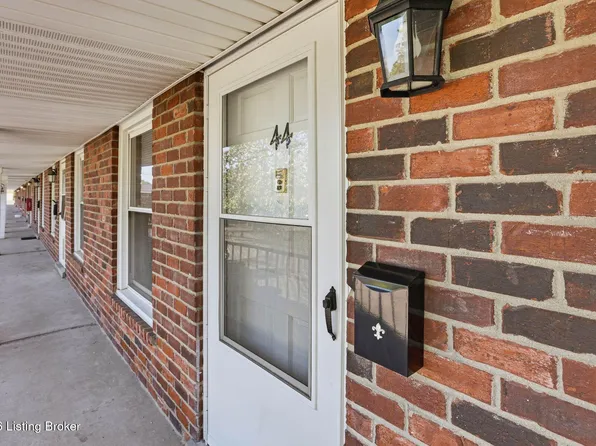 4501 S 6th St APT 44, Louisville, KY 40214