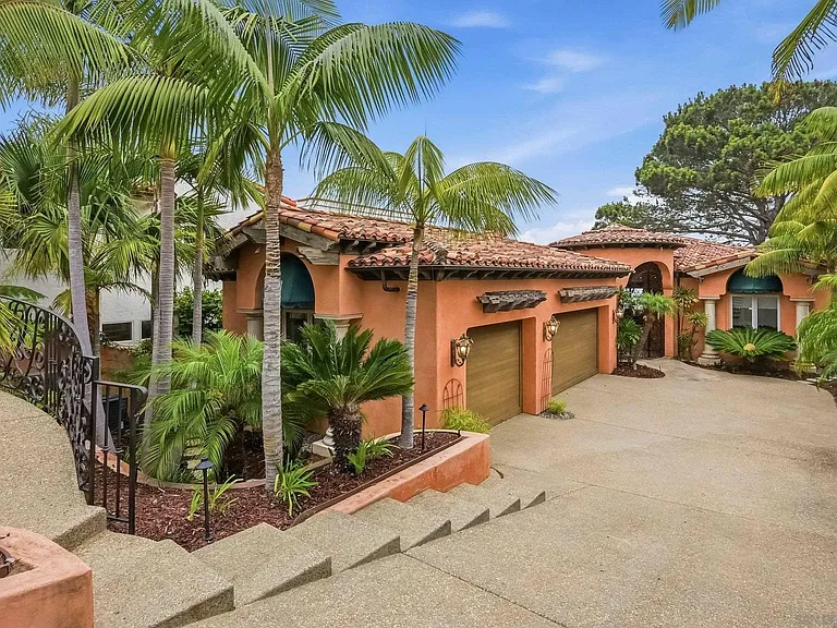 741 Rosecrans St — Photo 19