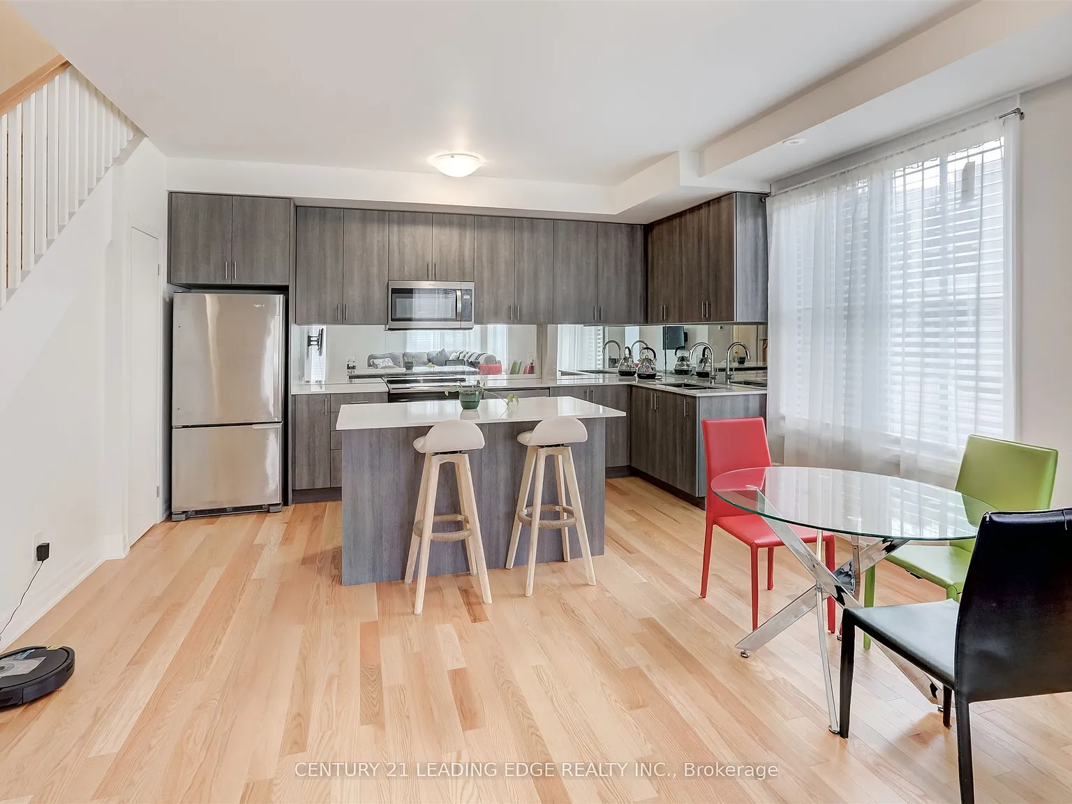 4 bed, $4,300 — Photo 4