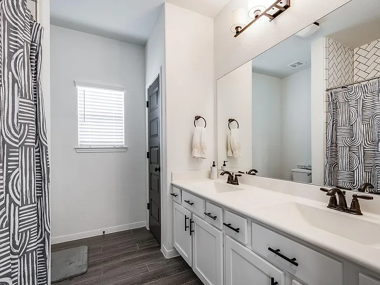 14231 Angelina Dr — Photo 28