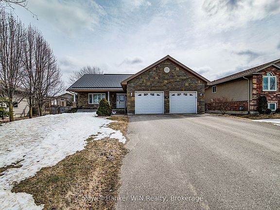 2nd image of 190 Sarah Rd