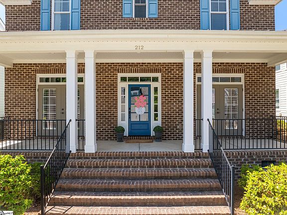 3rd image of 212 Grandmont Ct