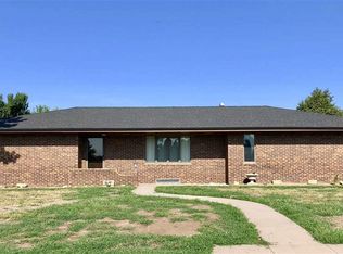 1641 Justin Dr, McPherson, KS 67460