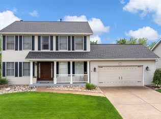 6926 Emmons Dr, O'Fallon, MO 63368