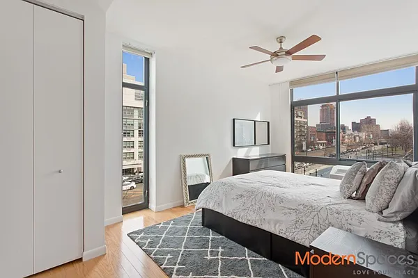 Rented by Modern Spaces | media 35