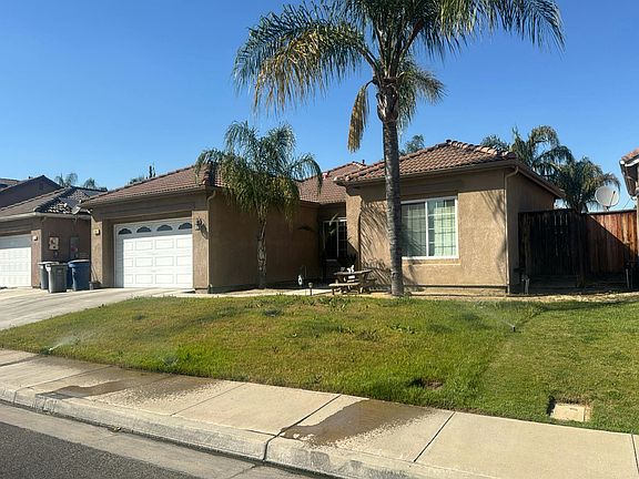 2nd image of 2121 Via Calabria Ave