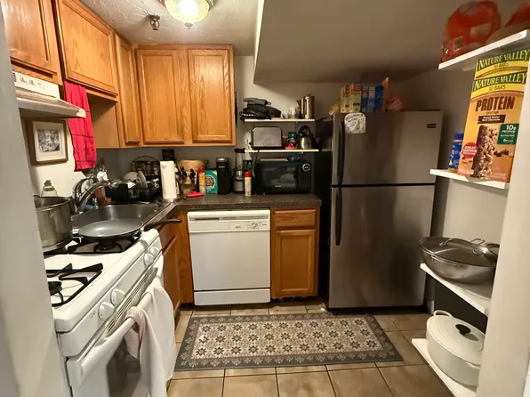 27 Saint Stephen St APT 1B, Boston, MA 02115