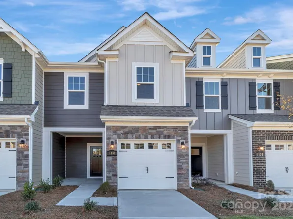 1133 Overbrook Pl, Wingate, NC 28174
